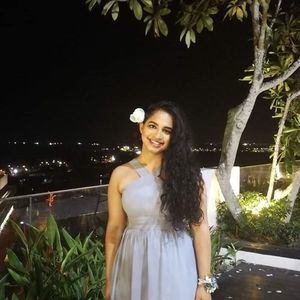 Meet your Posher, Monica